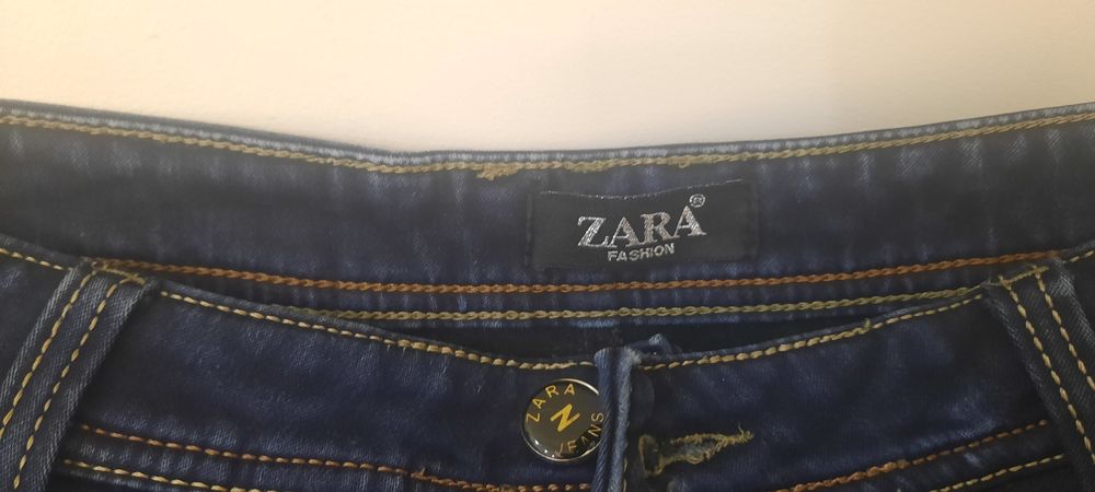 Продается джинсы