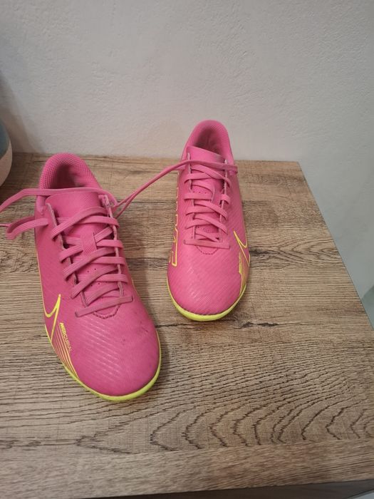 Детски бутонки Nike