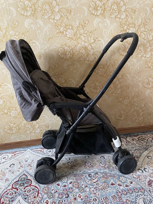Продам детскую коляску