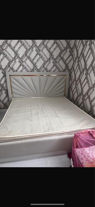 Продается двухспальный кровать