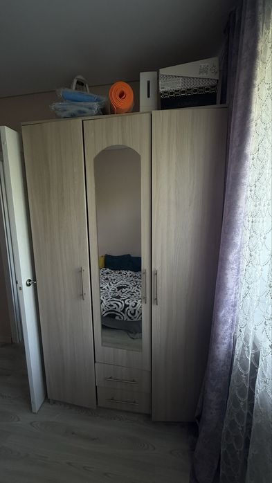 Продам шкаф для одежды