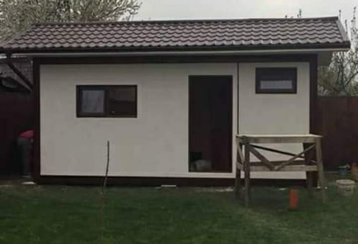 Containere sau căsuțe de locuit la vânzare