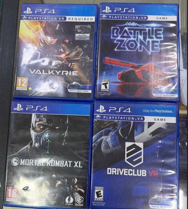 продается PlayStation 4
