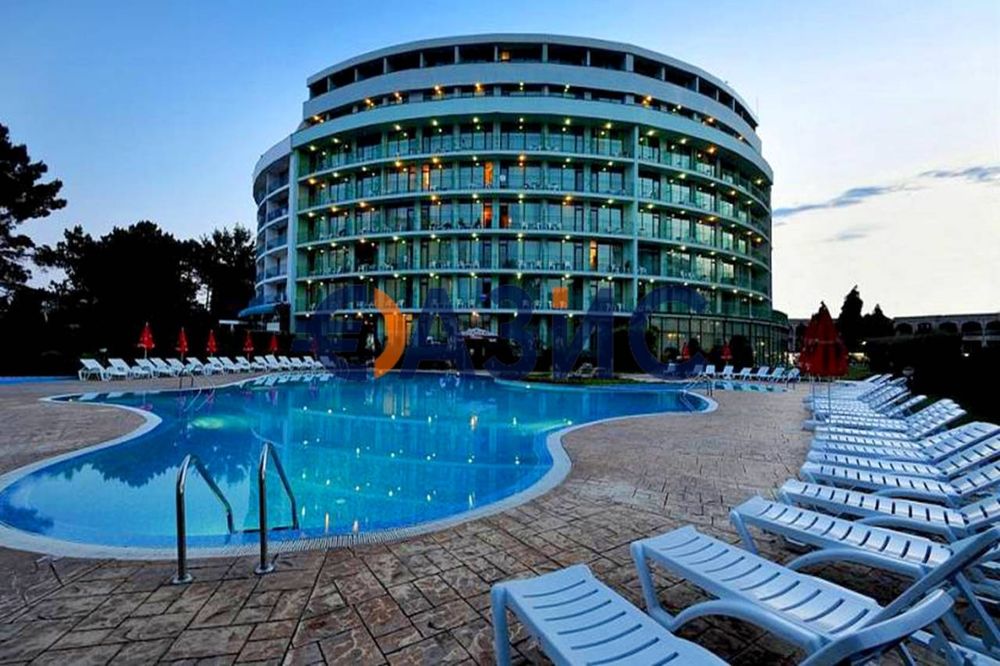 Продава се Двустаен апартамент в к.к. Слънчев бряг - 70 кв.м за 1286 €/кв.м - Снимка #2