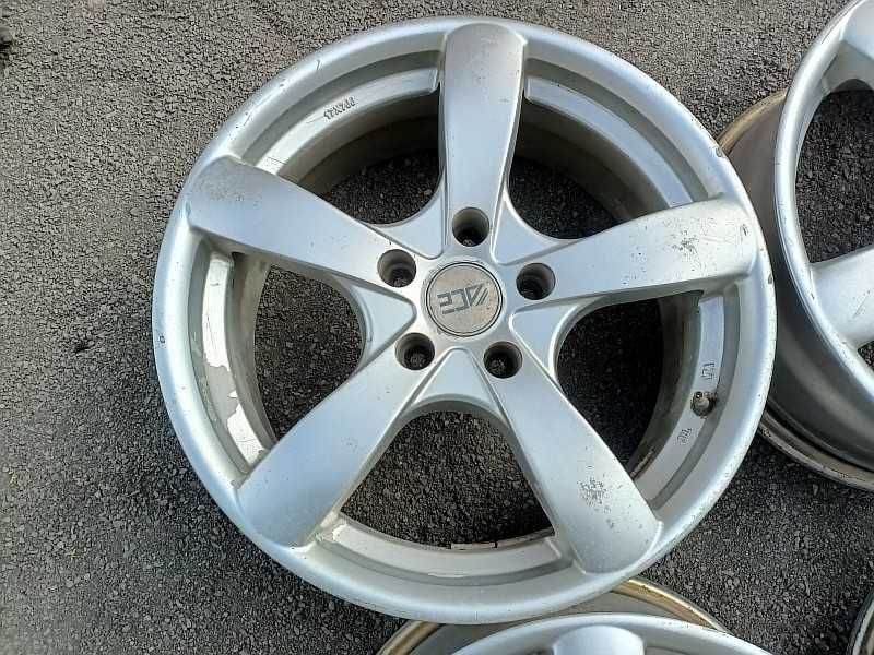 Продам оригинальные легкосплавные диски "ACE"