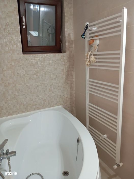 Apartament 4 camere, ultracentral, et 3/8 pret 165000€