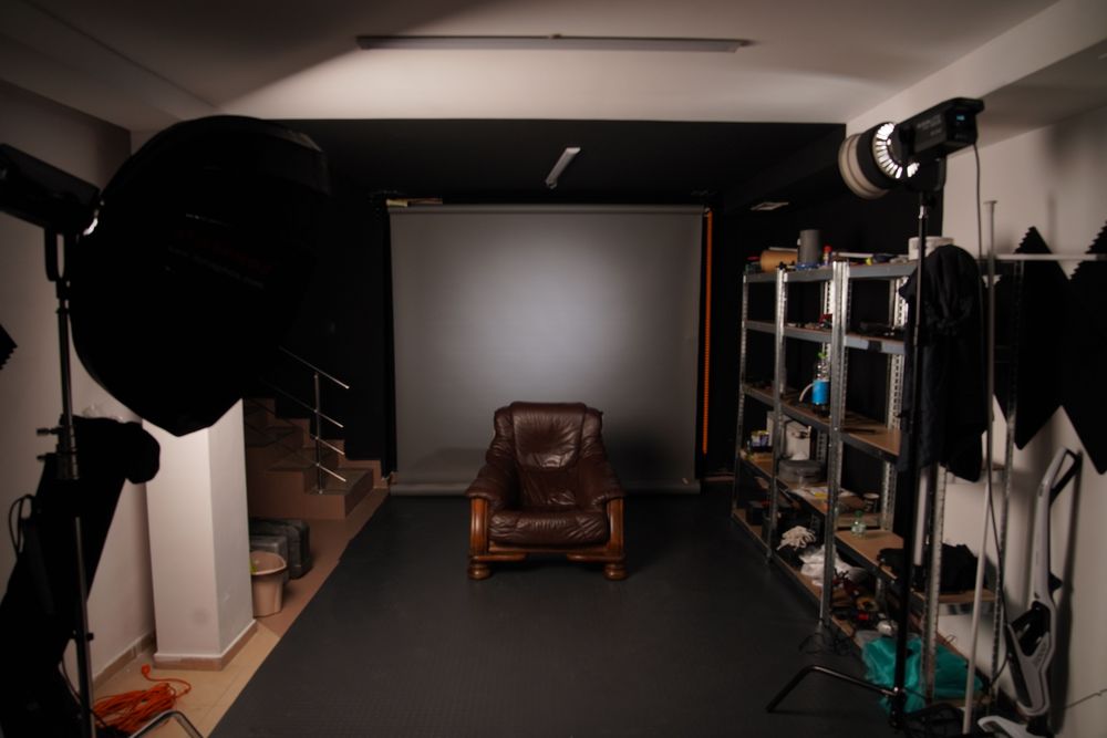 Подкаст студио под наем с професионален аудио и видео запис