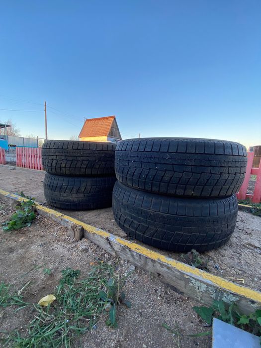 Липучки в очень хорошем состоянии R17 215/55