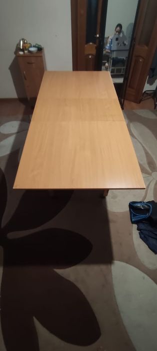 Стол книжка в идеальном состоянии