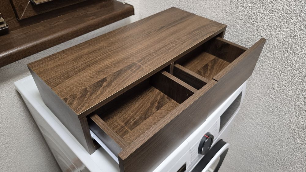 Висящ шкаф с 2 чекмеджета