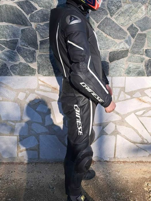 Кожен екип Dainese Assen