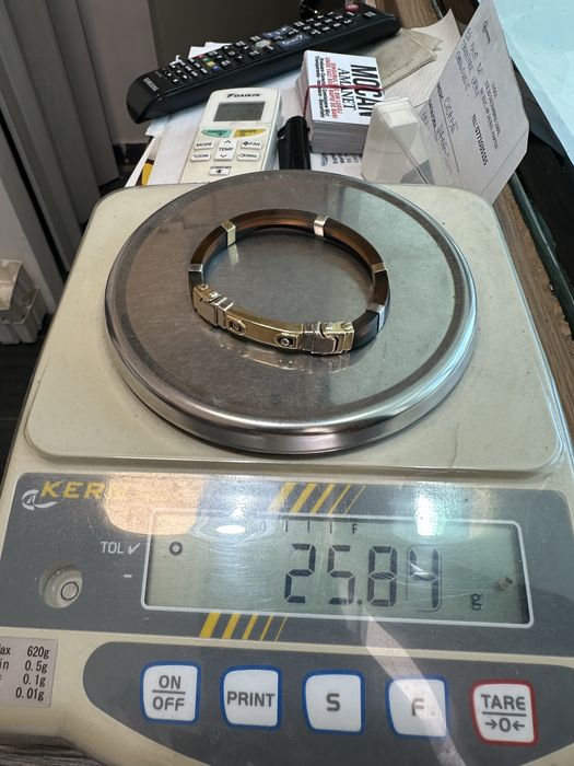 Vand bratara aur 14 karate!