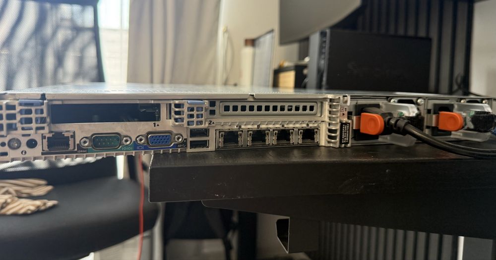 Server Dell PowerEdge R630 2x E5-2690 v4 128GB ECC 28C/56T Proxmox VMware