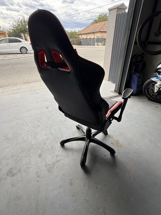 Scaun gaming (husa cadou)