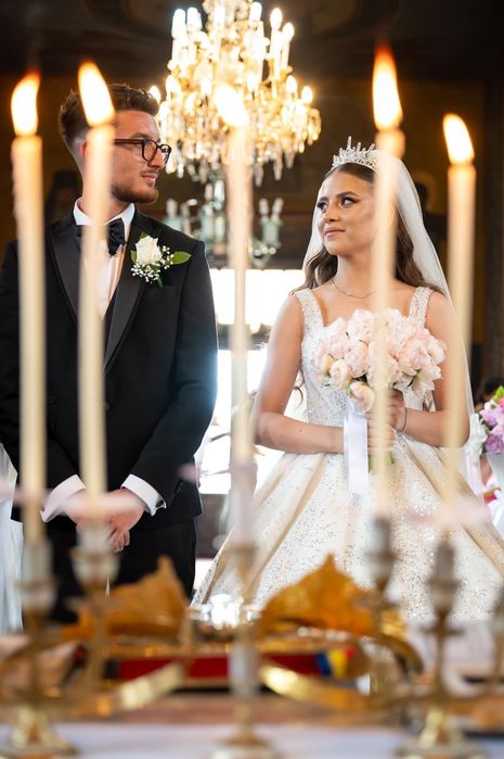 Oferte pachete nuntă! Fotograf, video, oglinda magica, dronă, fum, etc