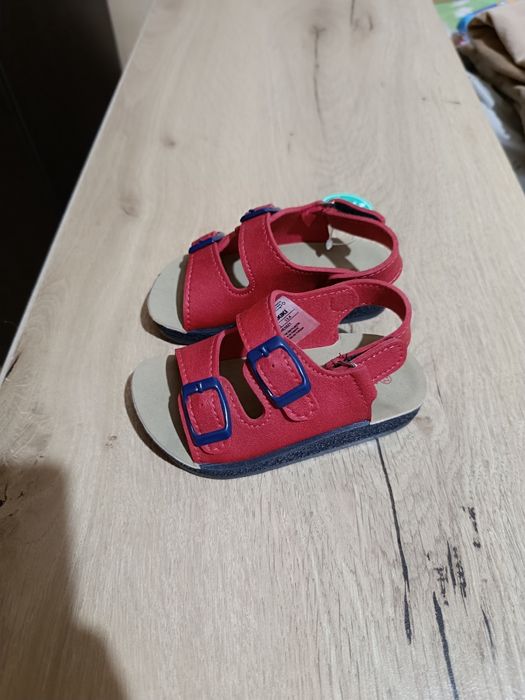 Нови красиви сандали за момиче LCW номер 22