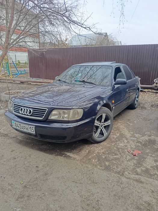 Продам Ауди а6 с4 2литра