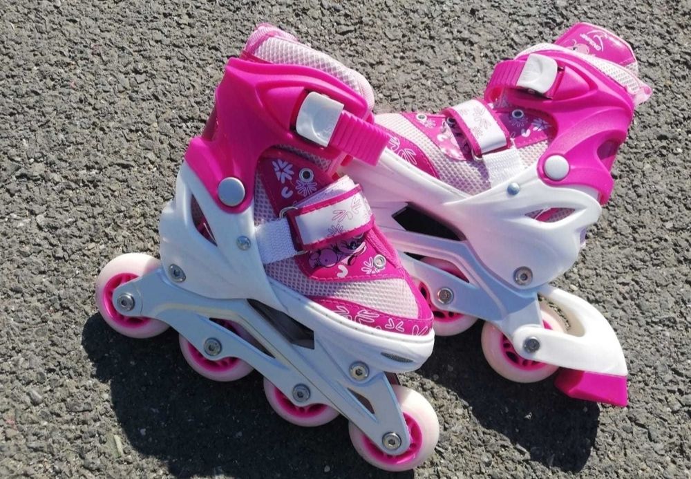 Role reglabile 3in1,marimi 33-41 cu lumini pe roti