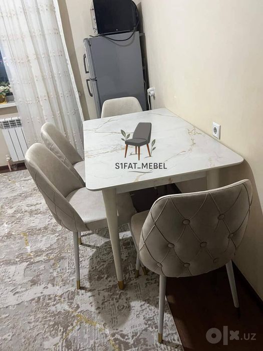Kuxni stol stullar 4.1
