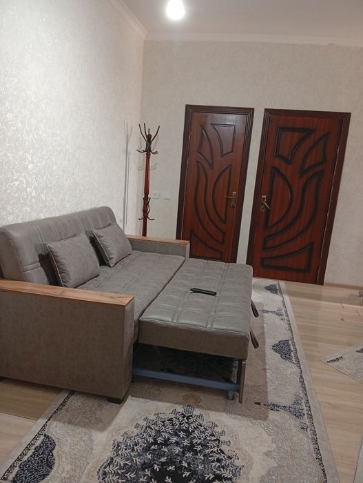 Уй сотилади 1 хонали 36 квадрат гулбахорда 2020 йил курилган