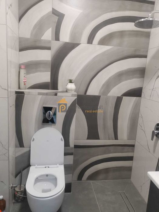 Двустаен апартамент в Остромила ПАРКОМЯСТО В ЦЕНАТА