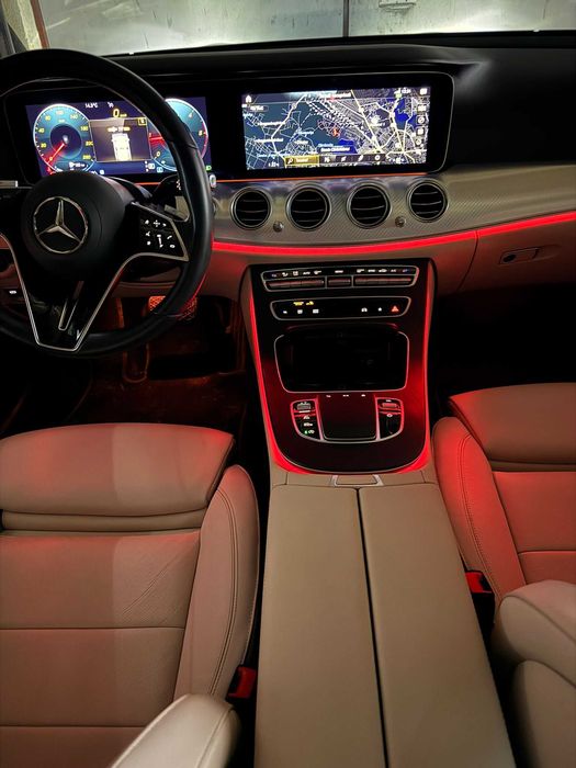 Mercedes Benz E200