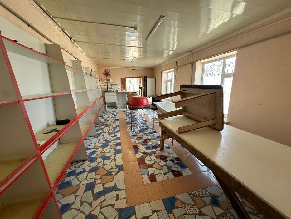 магазин с ЗУ м/в Барысхан