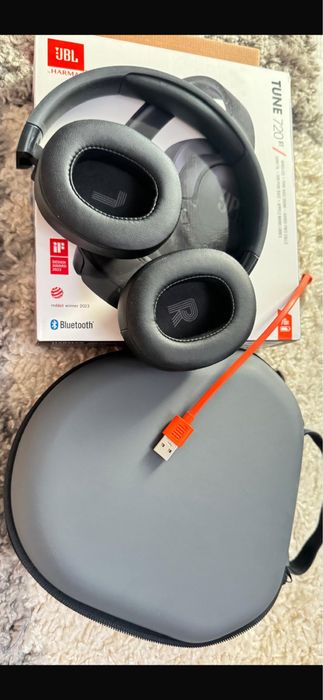 Vand casti JBL Tune 720 BT