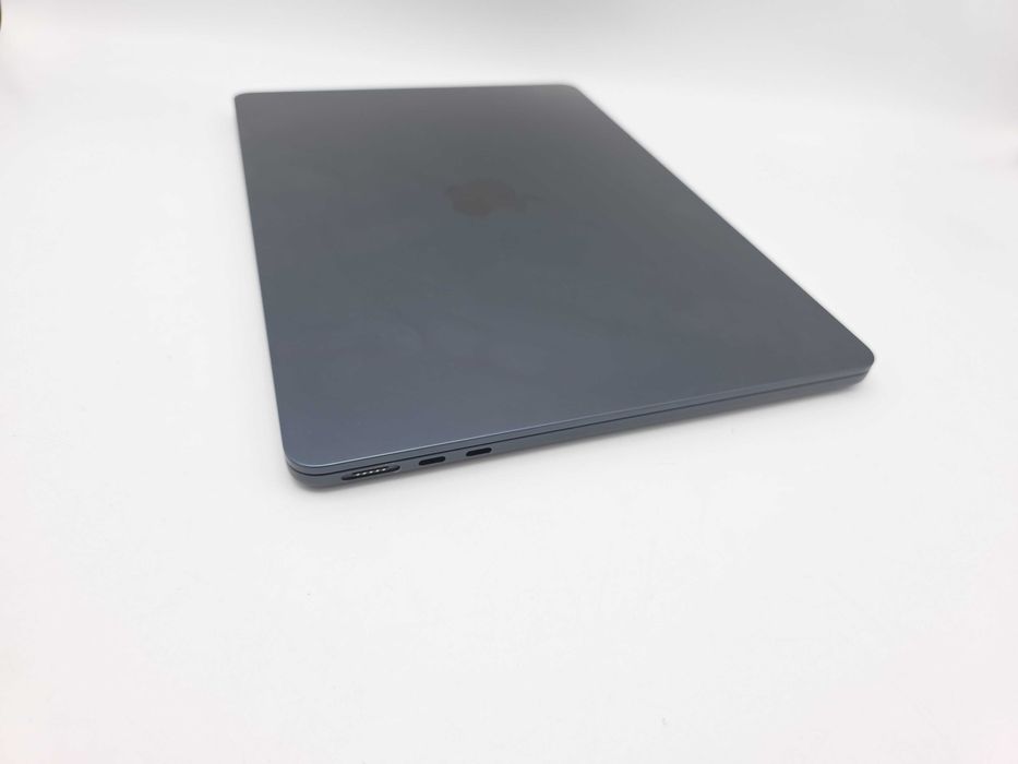 Laptop 13" Apple MacBook Air 13" M3 2024 Blue 8GB Ram 256GB SSD 8CPU 8GPU Bateria 97% Extragarantie 11.03.2028 Stare Excelenta