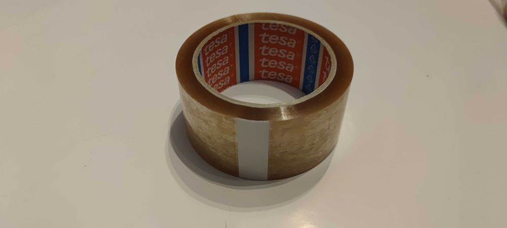 Scoci scotch transparent, banda adeziva transparenta Tesa. Calitate!
