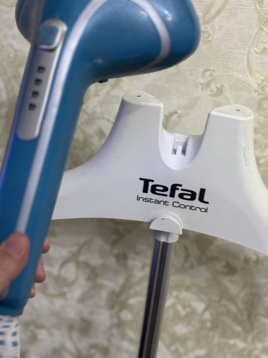 Вертикальный отпариватель Tefal IS8360