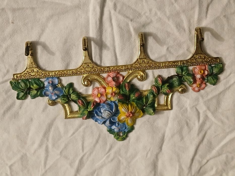 Cuier alama si email