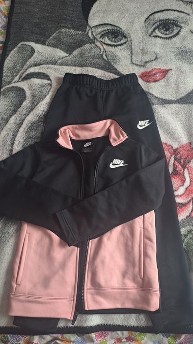 Дамски екип Nike
