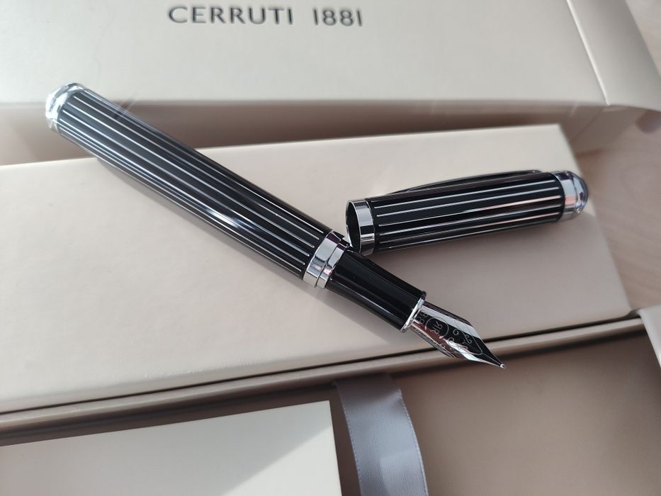 Stilou metalic  Cerruti 1881, nou, autentic