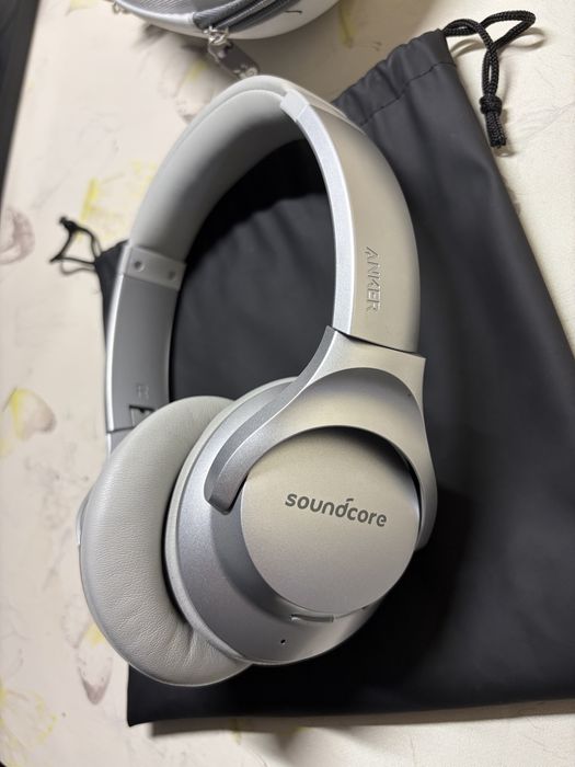 Продаю Anker Soundcore Life Q20