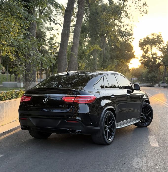 Mercedes benz GLE 43 AMG