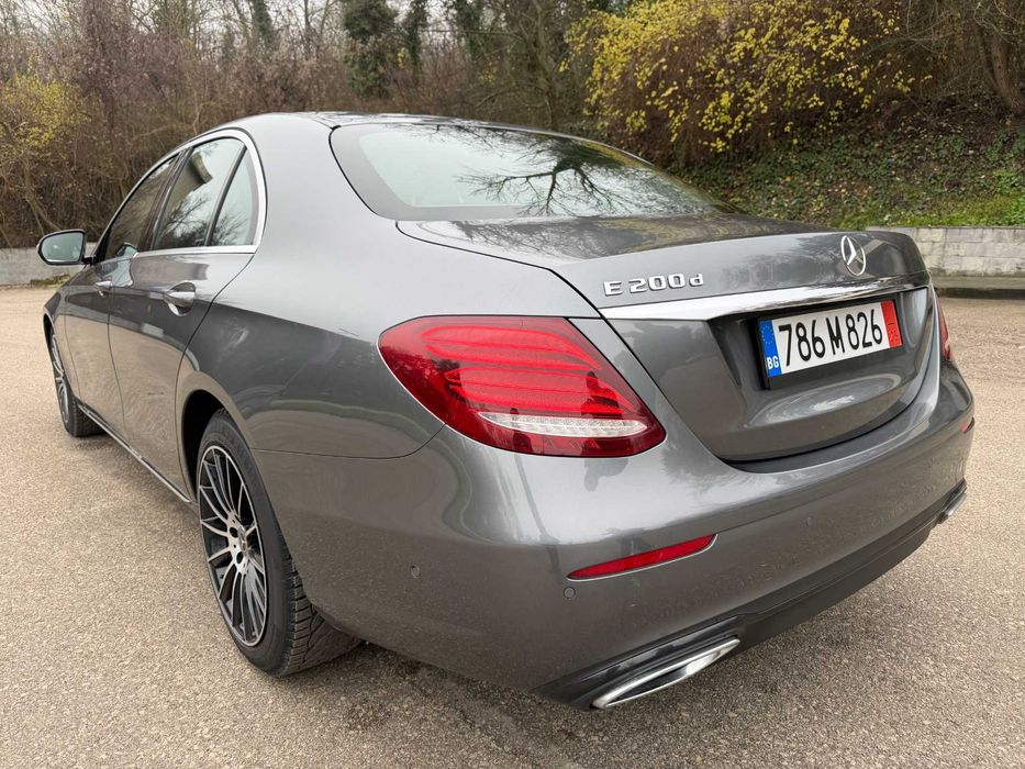 Mercedes-Benz E200d Post-facelift 9G-Tronic