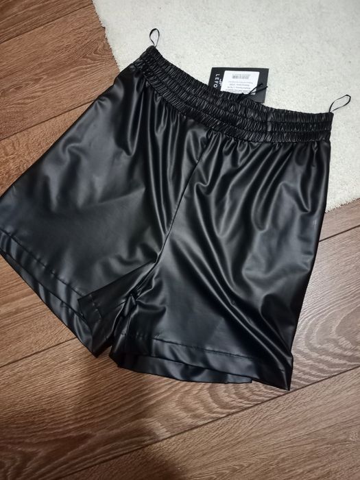 Продам вещи состояние новое