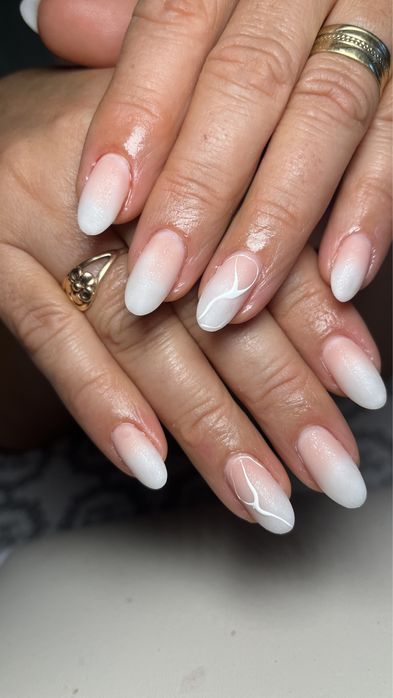 Unghii cu gel si oja semipermanenta