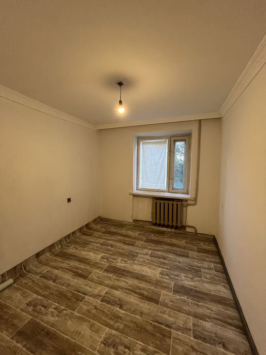 Продам квартиру в районе универмага