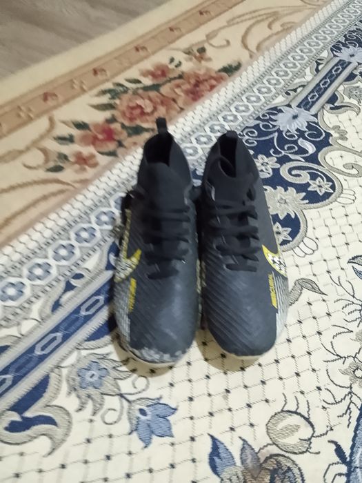 Nike бутси сатылады
