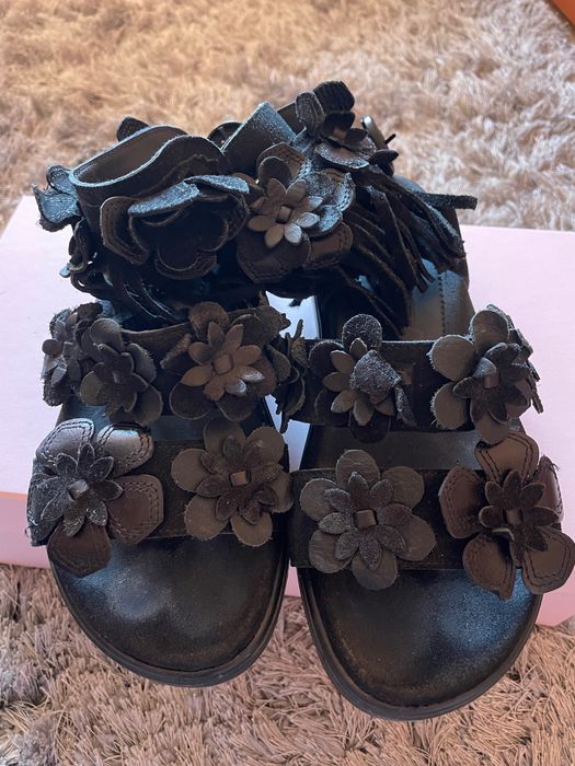 Дамски велурени сандали Daris