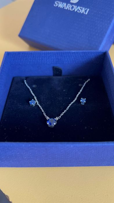 Swarovski обеци колие