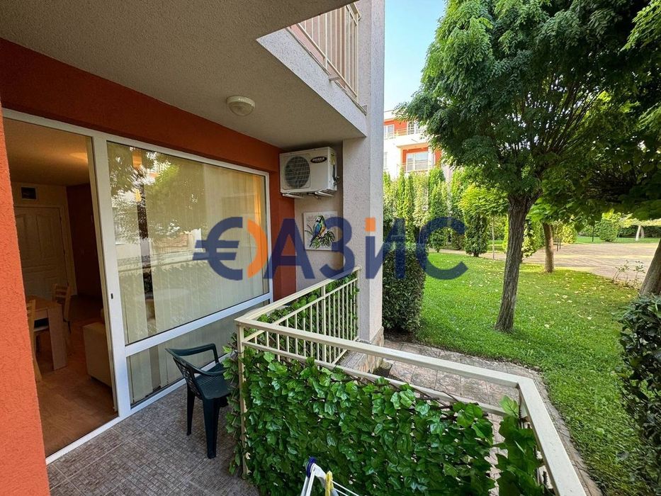 Продава се Двустаен апартамент в к.к. Слънчев бряг - 56 кв.м за 1161 €/кв.м - Снимка #11