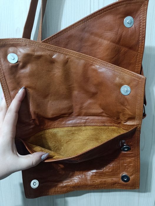 Сумка Кожаная Новая 27 на 20 см. С Египта.