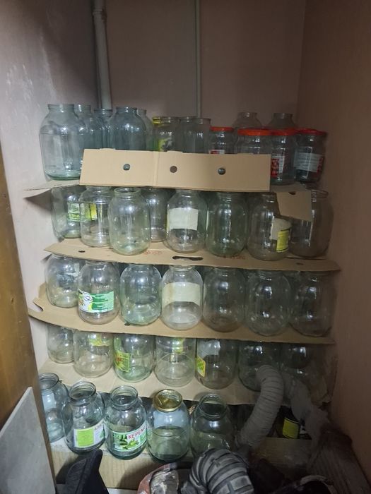 Продам банки 2литра