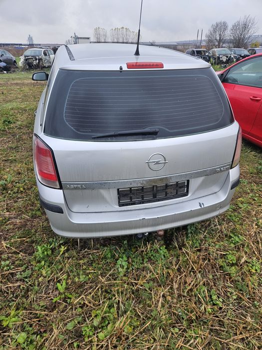 Haion Opel Astra H break portbagaj luneta
