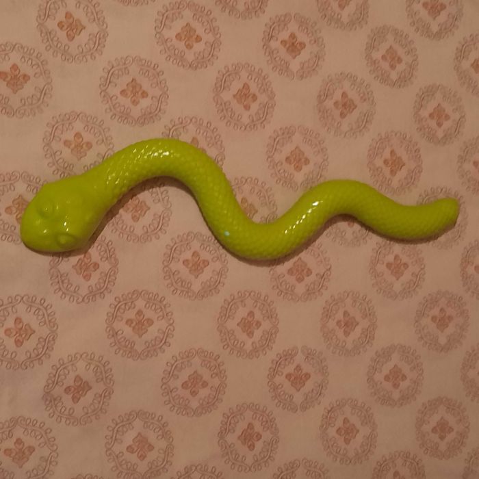 Продам игрушки для собачек. Б/У в отличном состоянии.