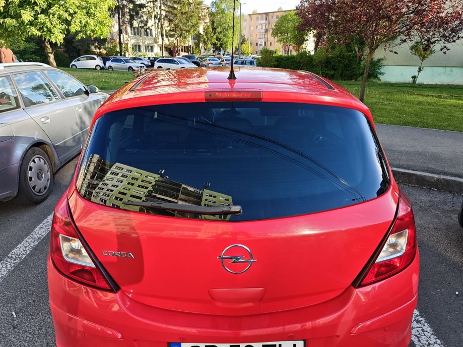 Opel Corsa 1.2 benzina 2010