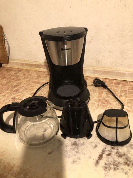 Кофеварка от Vitek продам